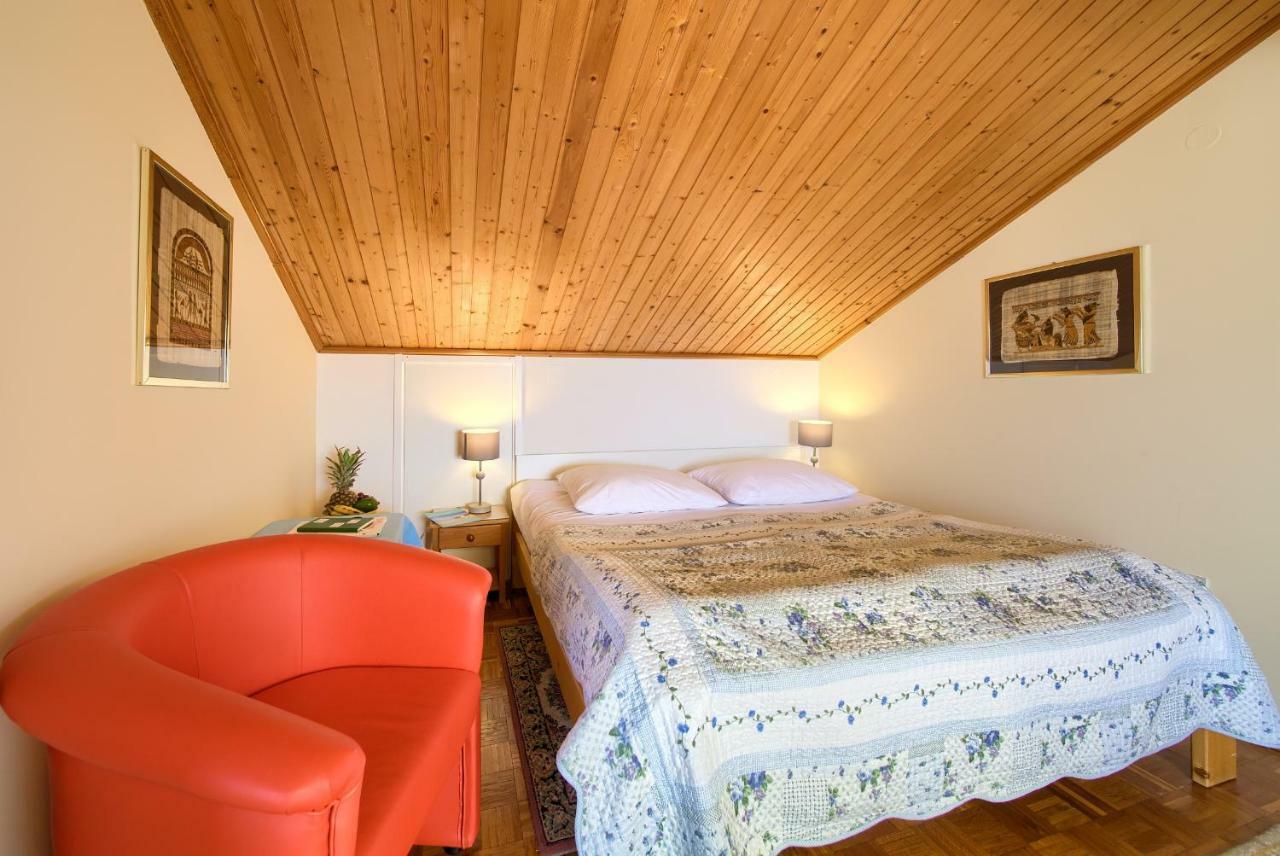 Family Apartments Vesna- 100 M Beach -Center 크리크베니카 외부 사진