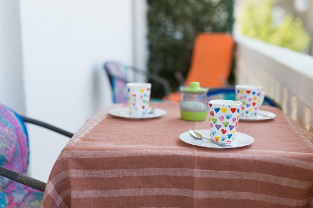 Family Apartments Vesna- 100 M Beach -Center 크리크베니카 외부 사진